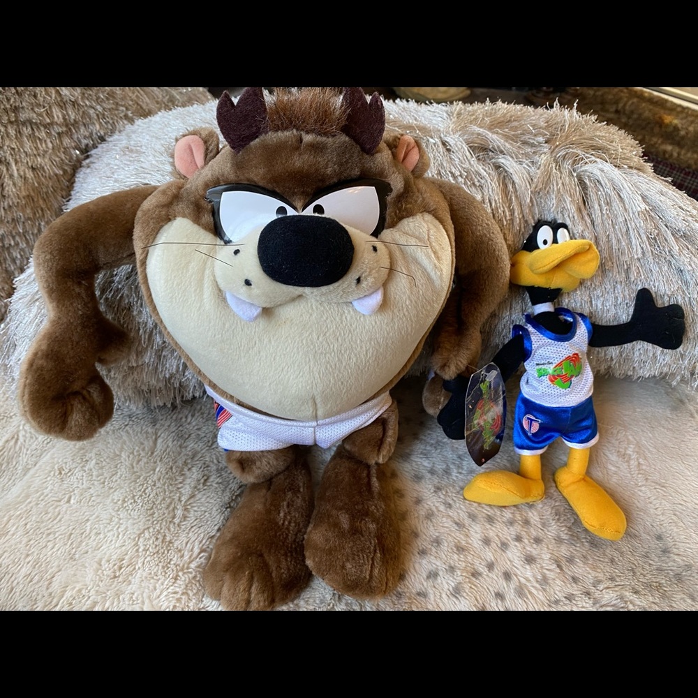 ✨ Vintage Space Jam Plush Duo Taz & Daffy Duck